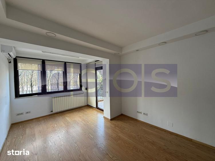 Casă cu 7 camere decomandat cu Teren 200 Mp în Floreasca