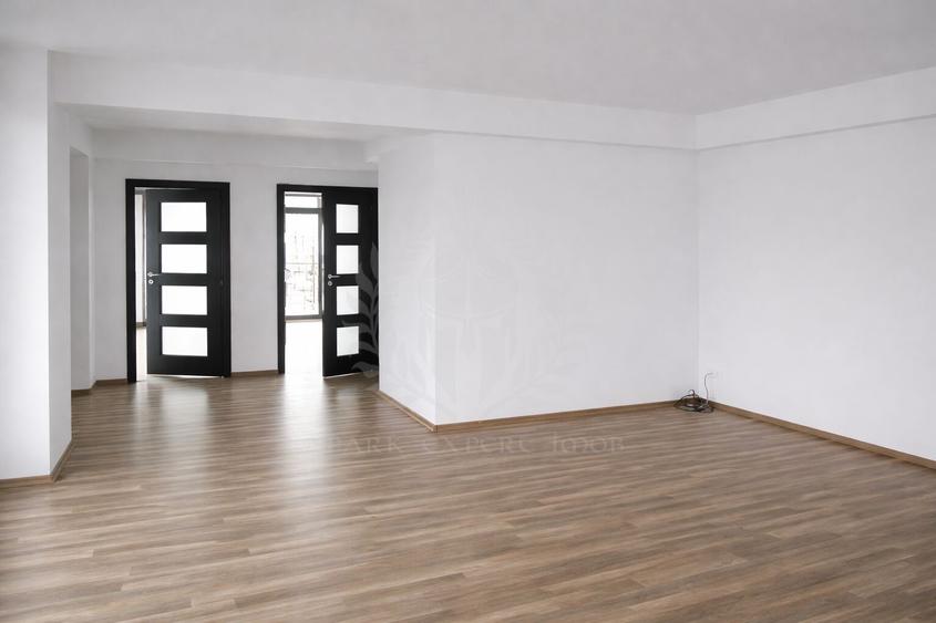 Spațiu comercial, de 260 mp, în Mărășești