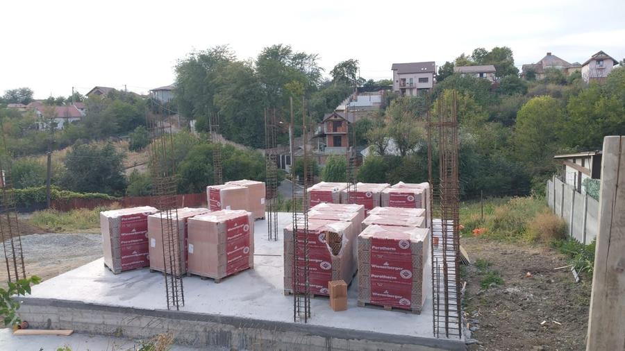 Casă cu 3 camere în Central