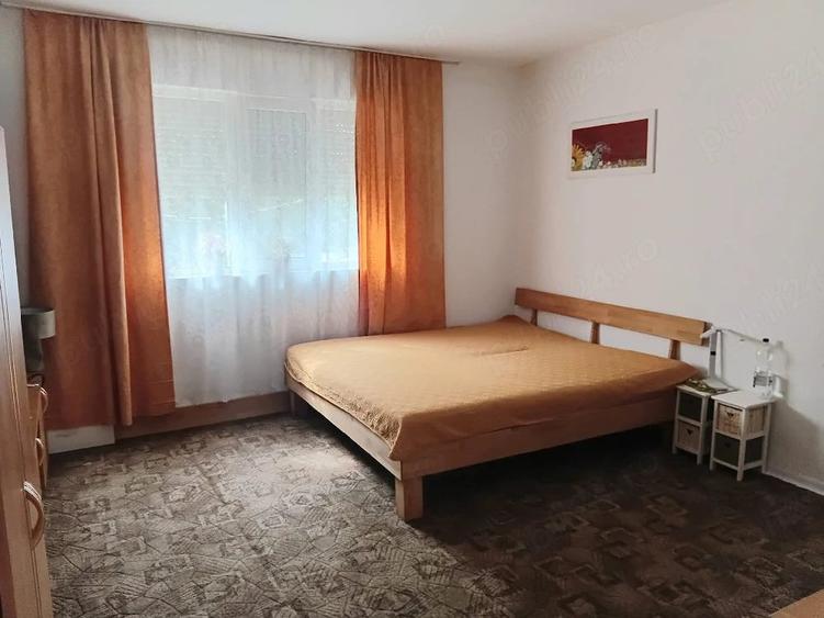 Casă cu 3 camere cu Teren 800 Mp în Central