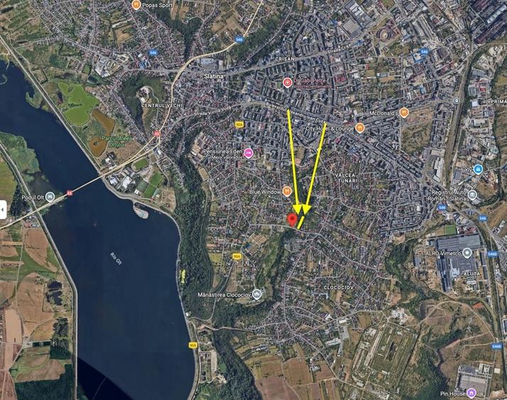 Teren de 2150 mp, în Central