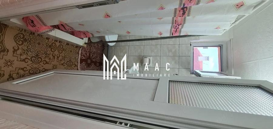 Apartament cu 2 camere semidecomandat, mobilat în Central