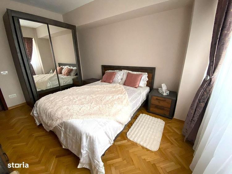Apartament cu 3 camere în Victoriei