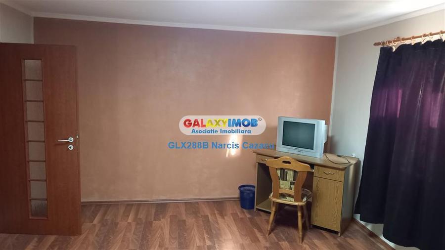 Casă cu 7 camere cu Teren 359 Mp în 1 Mai