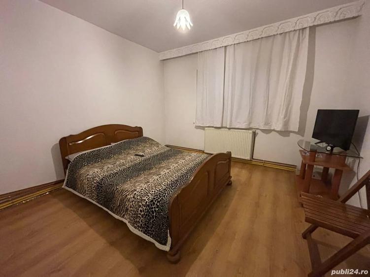Apartament cu 3 camere decomandat în Tomești