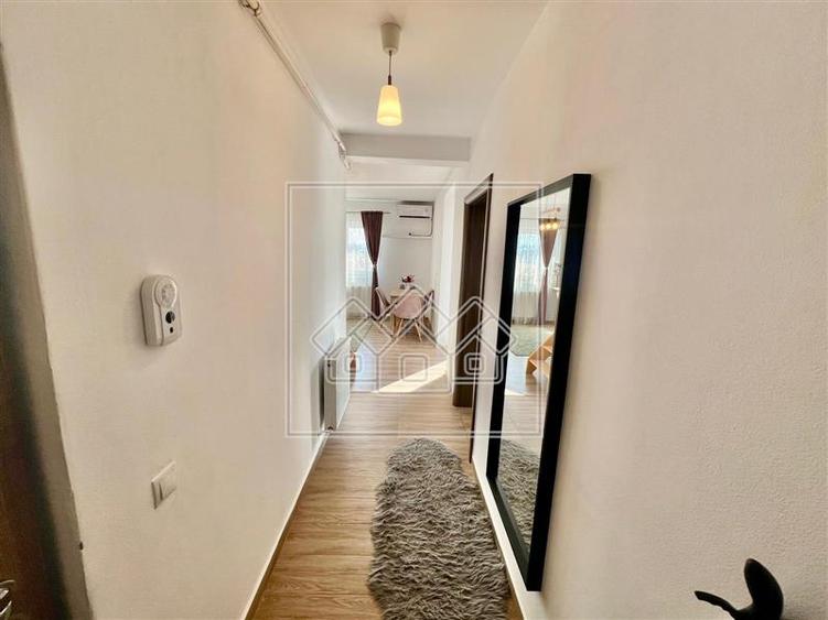 Apartament cu 2 camere decomandat în Arhitecților - Calea Cisnădiei
