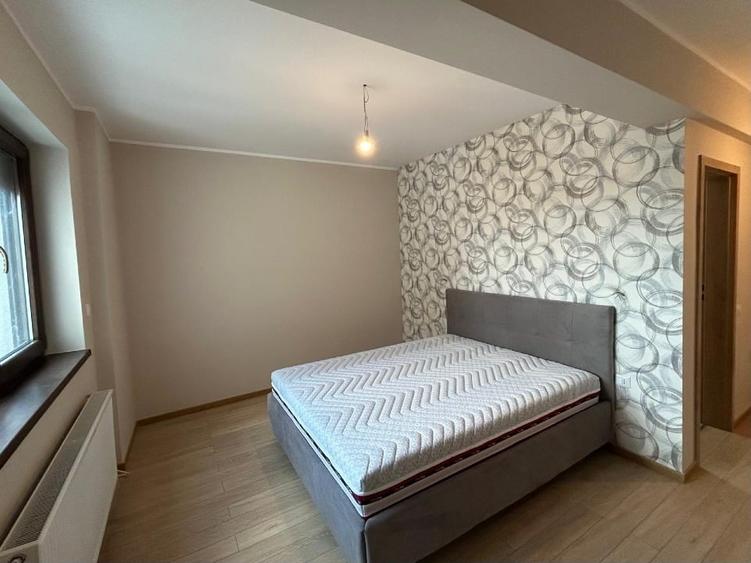 Apartament cu 3 camere semidecomandat, mobilat în Bucureștii Noi