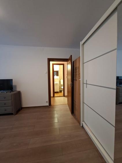 Rahova, 2/10, bloc mixt,decomandata, renovata nou - 2