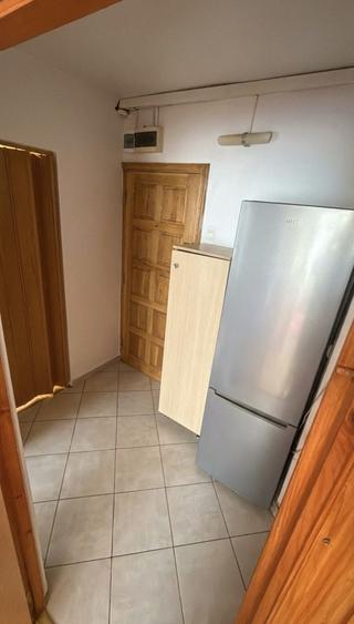 Apartament cu 2 camere decomandat în Războieni