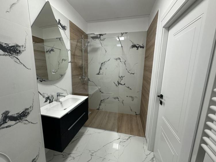 Apartament cu 2 camere nedecomandat în Central