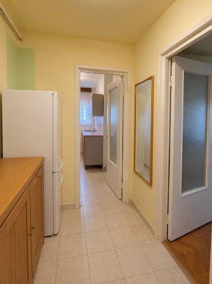 Apartament cu 2 camere semidecomandat în Exterior Vest