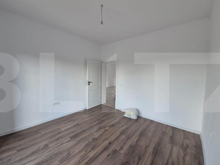 Duplex cu 4 camere cu Teren 300 Mp în Moșnița Nouă