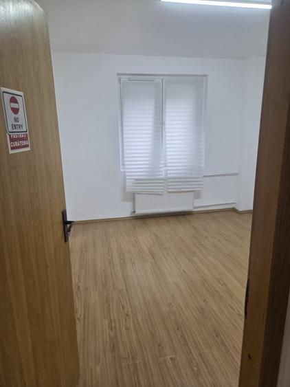 Birou, de 90 mp, în Drumul Taberei