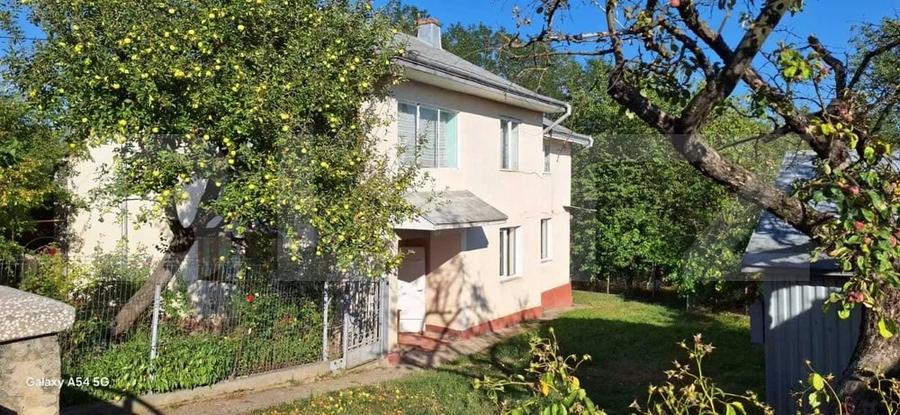 Casa cu etaj, 160 mp utili, 1352 mp teren, zona Burdujeni - 1