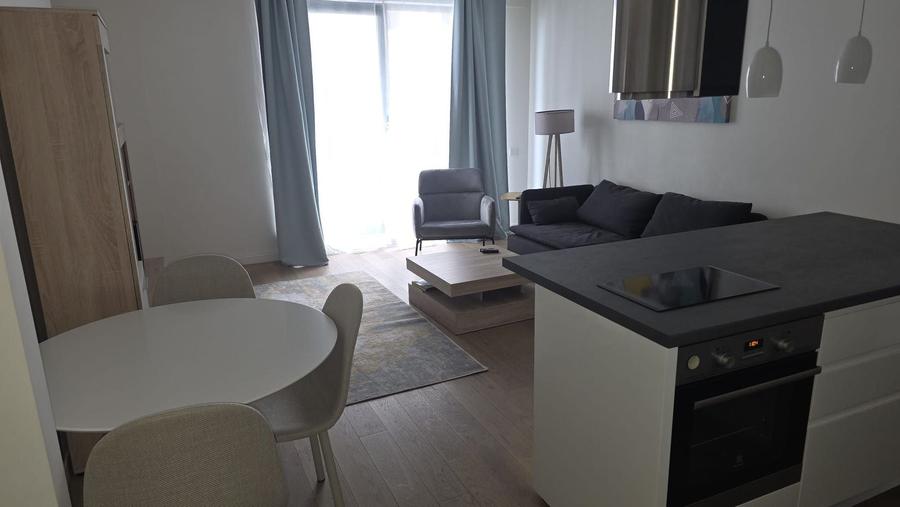 Apartament cu 2 camere semidecomandat, mobilat în Herăstrău