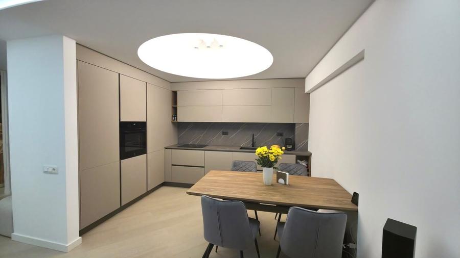 Apartament cu 3 camere, mobilat în Pipera