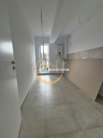 Apartament cu 3 camere decomandat în Theodor Pallady