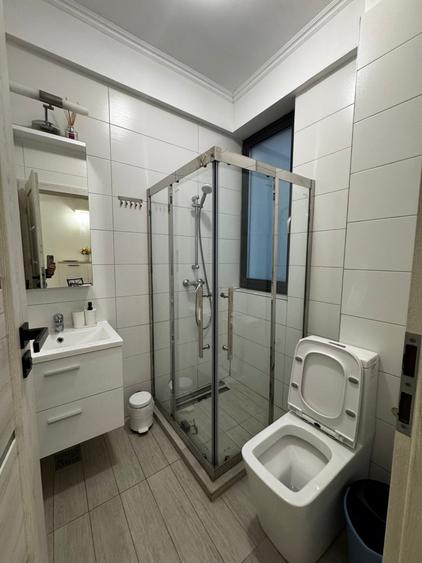 Apartament cu 2 camere semidecomandat, mobilat în Mamaia-Sat