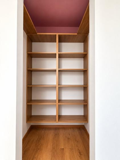 Apartament cu 3 camere decomandat în Moșnița Nouă