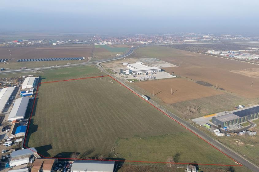 Teren Construcții de 40000 mp, în Exterior Vest