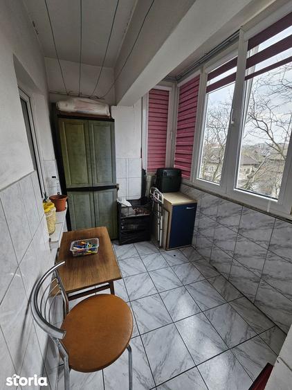 Apartament cu 3 camere decomandat în 13 Septembrie