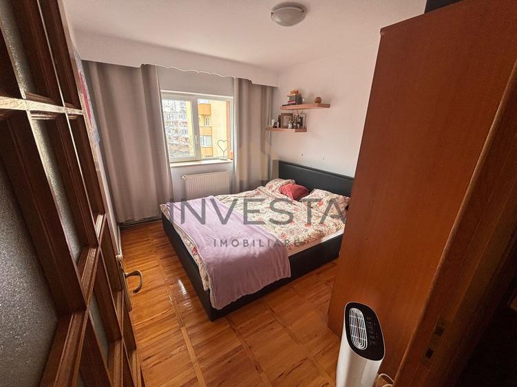 Apartament cu 4 camere decomandat, mobilat în Mărăști