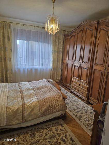 Apartament cu 3 camere în Burdea