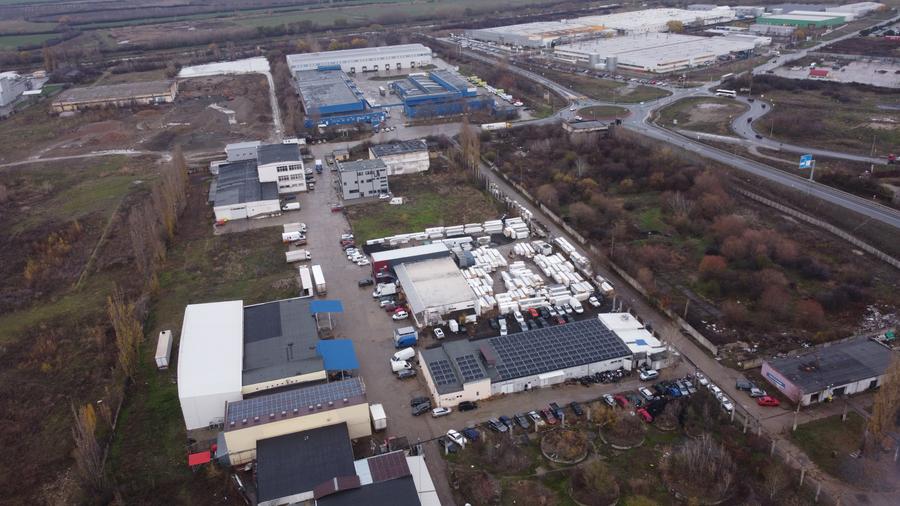 Spațiu industrial, de 1,410 mp, în Vest