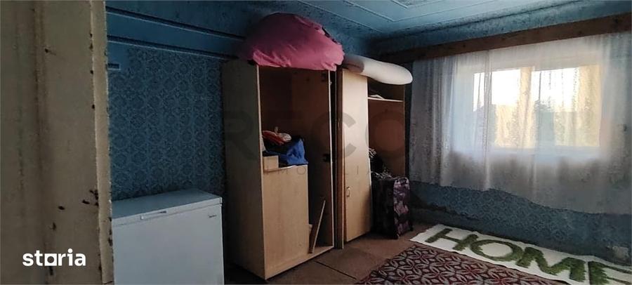 Casă cu 5 camere cu Teren 3000 Mp în Oșorhei