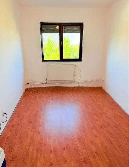 Casă cu 3 camere în Paleu