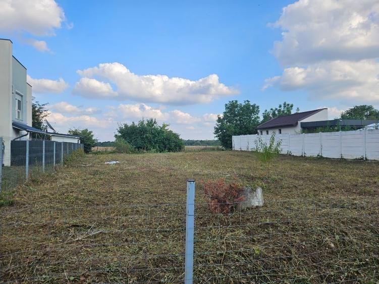 Teren Construcții intravilan de 600 mp, în Corbeanca
