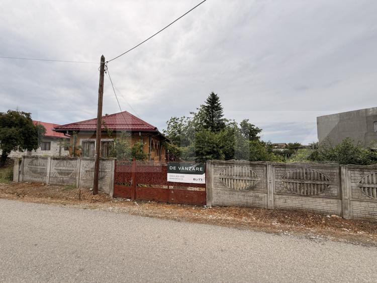 Teren IV 1.308 mp, cu casa veche ?i grajd, dubla deschide - 1