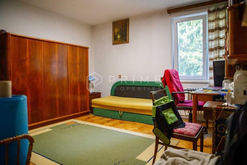 Apartament cu 3 camere decomandat în 7 Noiembrie