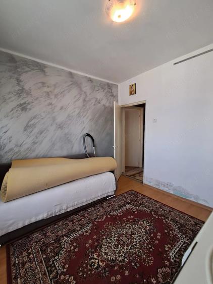 Apartament cu 3 camere decomandat în Frumoasa