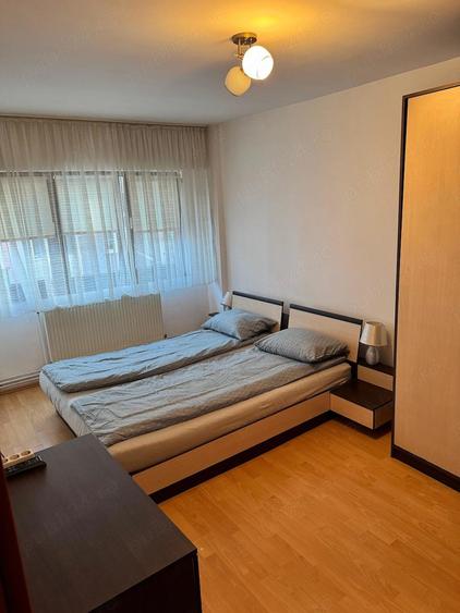 Apartament cu 2 camere decomandat în Vitrometan