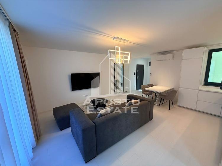 Apartament cu 2 camere nedecomandat, mobilat în Dumbrăvița