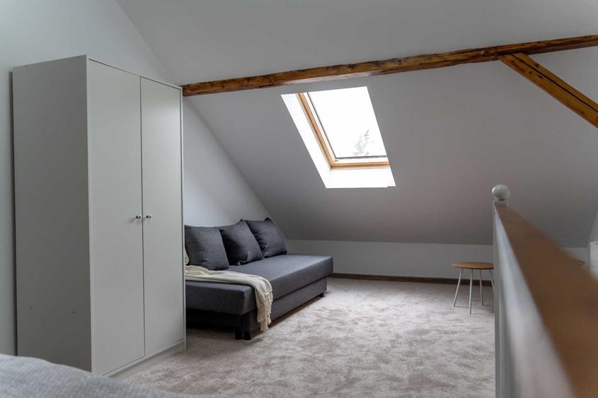 Apartament cu 2 camere semidecomandat în Exterior Vest