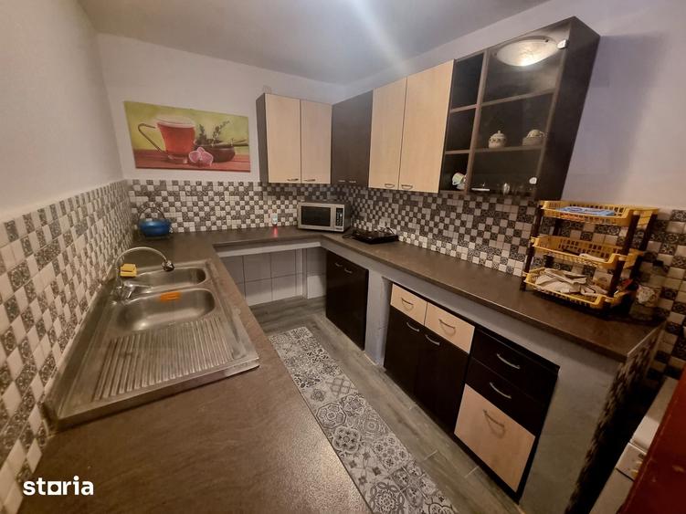 Casă cu 3 camere cu Teren 100 Mp în Tomis I