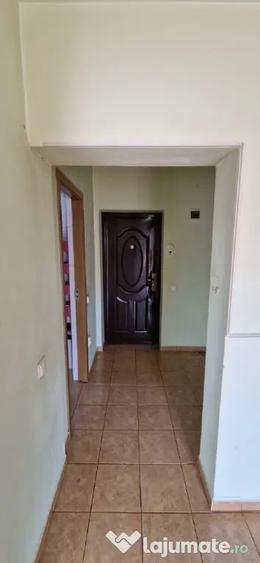 Garsonieră decomandată în Florești