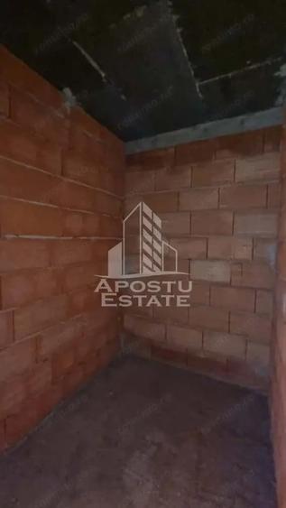 Casă cu 4 camere cu Teren 315 Mp în Giarmata
