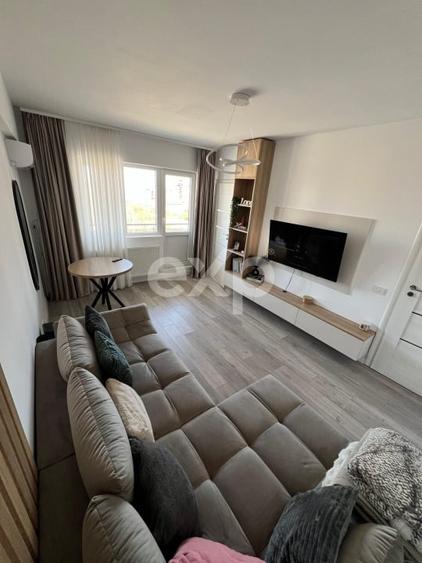 Apartament cu 2 camere decomandat, mobilat în Prelungirea Ghencea