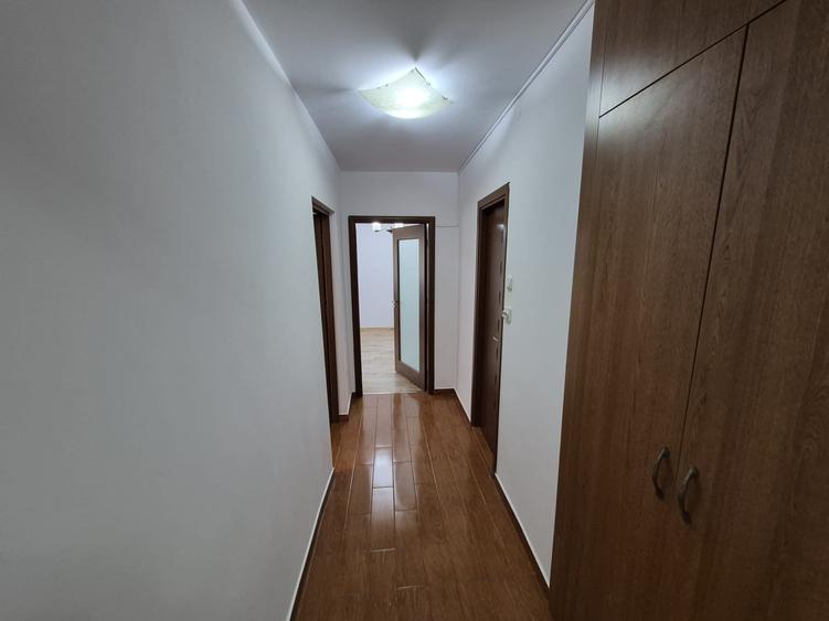Apartament cu 2 camere decomandat, mobilat în Câmpia Libertății