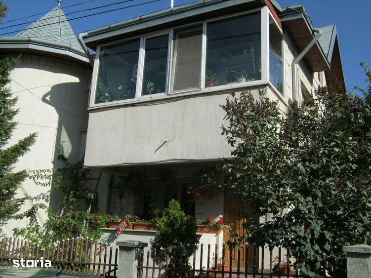 Casă cu 3 camere cu Teren 660 Mp în Central