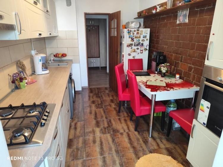 Apartament cu 4 camere decomandat în Nord
