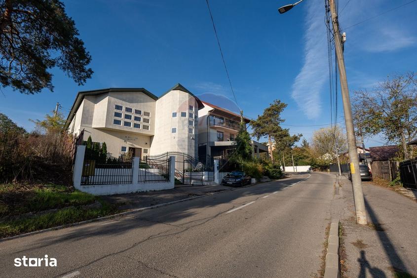 Spațiu comercial, de 350 mp, în Găvana