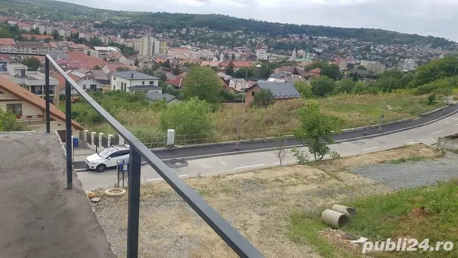 Casă cu 3 camere cu Teren 4 Mp în Central