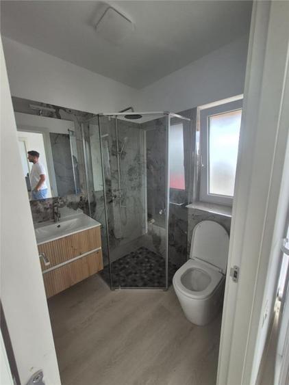 Casă cu 4 camere cu Teren 300 Mp în Moșnița Nouă