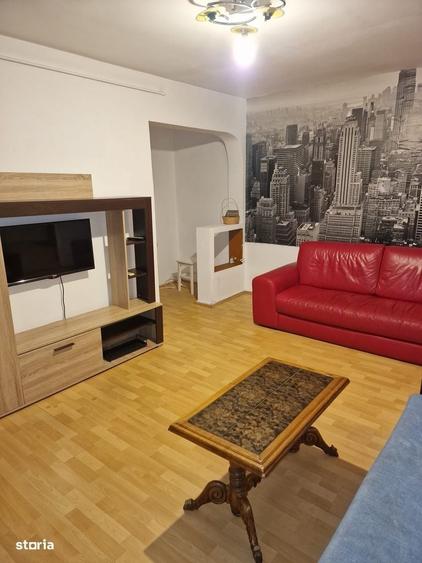 Apartament cu 2 camere semidecomandat în Ultracentral