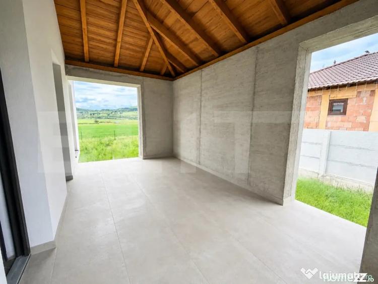 Casă cu 4 camere cu Teren 500 Mp în Ighiu