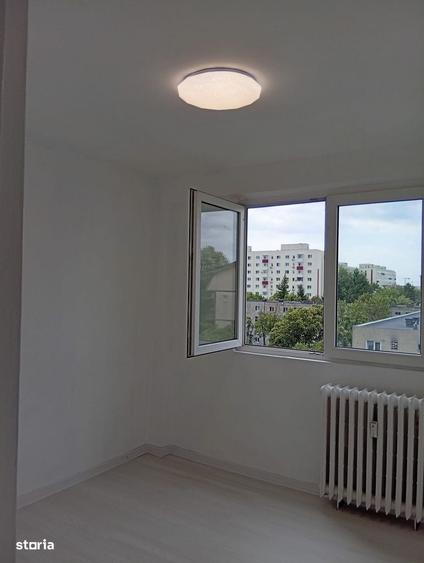 Apartament cu 2 camere decomandat în Berceni